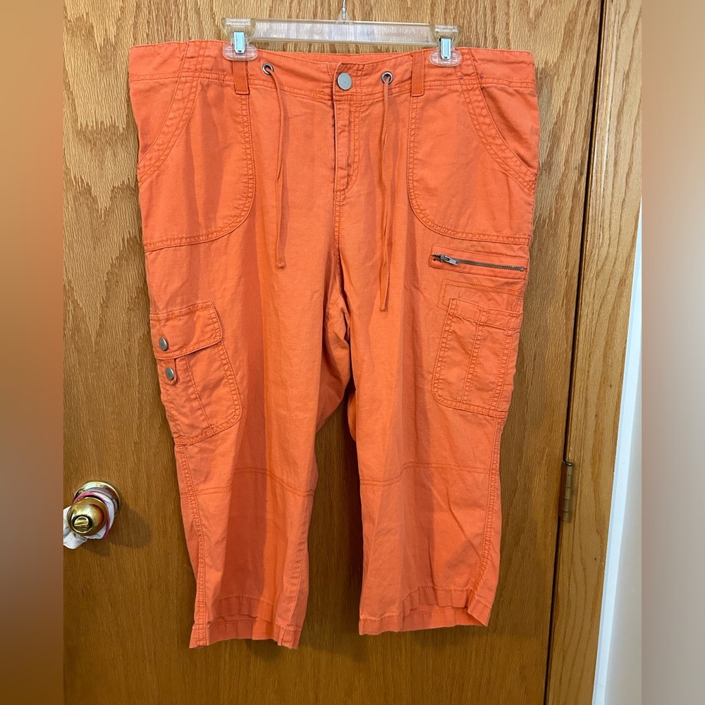 Lane Bryant capris